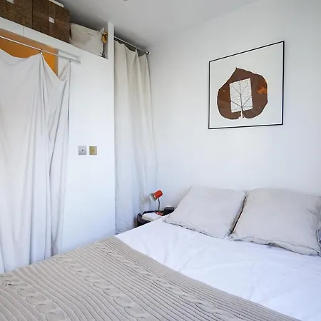Nice Flat Near Canal Saint-martin *