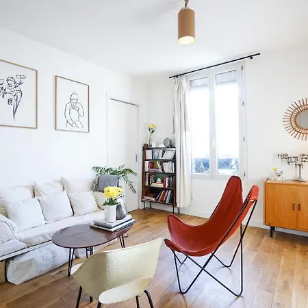 Daire Nice Flat Near Canal Saint-martin Paris